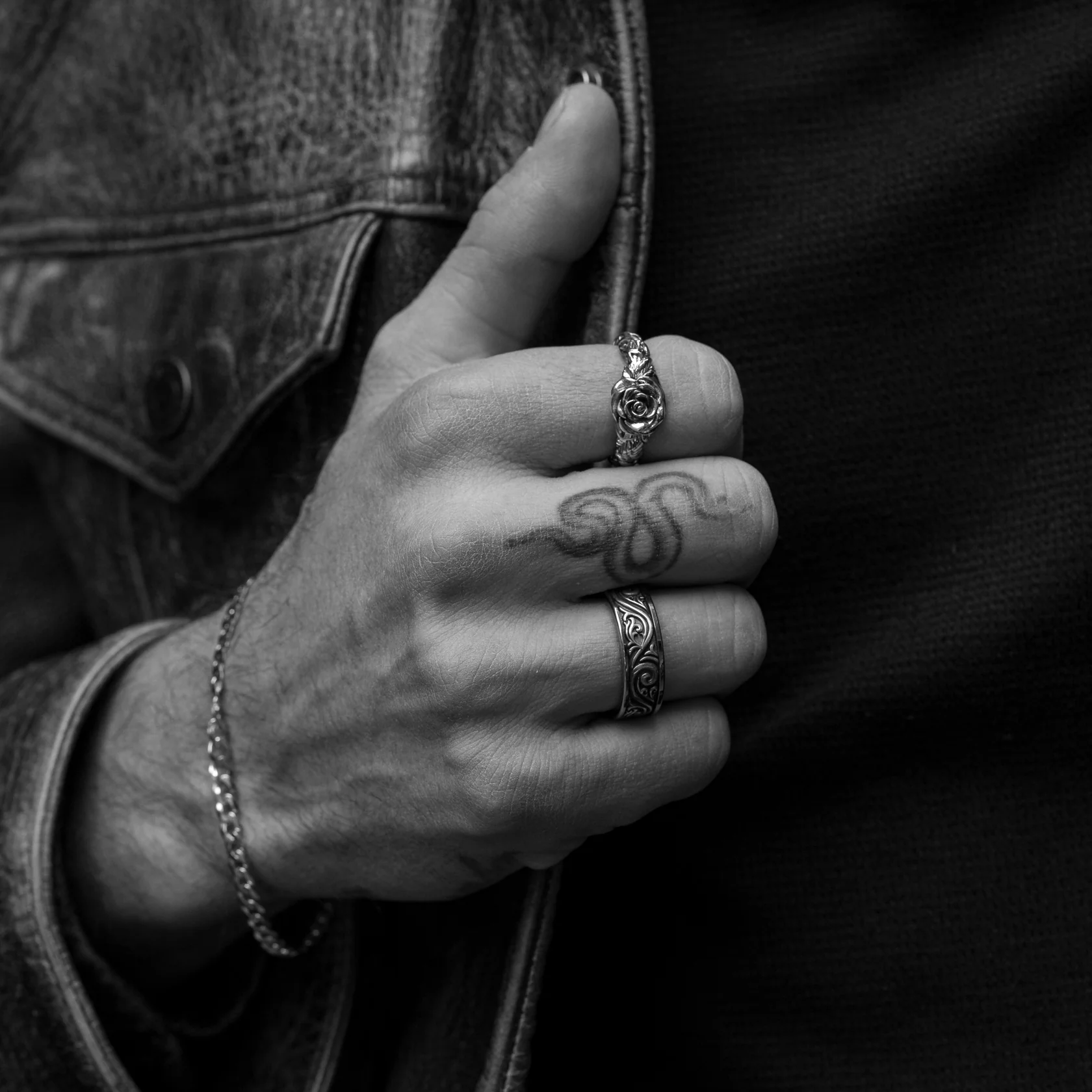 All Apologies - Image 4